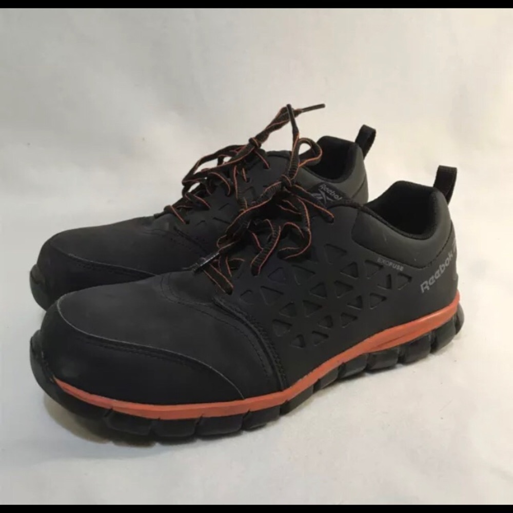 Reebok EXOFUSE Black Red Size 8.5 Wide Safety Toe Sneakers MID Solid